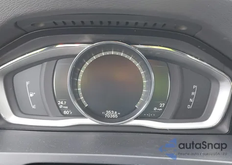 2017 Volvo S60 T5 Dynamic z USA, uszkodzony, nr VIN YV126MFL4H2432410